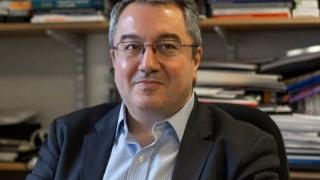 Ο Ηλίας Μόσιαλος, Επίτιμος Διδάκτωρ της Ιατρικής Σχολής ΔΠΘ στην Αλεξανδρούπολη