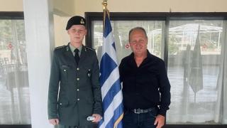 Ένας περήφανος Πομάκος της Θράκης, με γιο Δόκιμο Έφεδρο Αξιωματικό