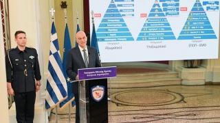 Τη μετάβαση των Ενόπλων Δυνάμεων σε νέα εποχή, παρουσίασε ο Νίκος Δένδιας (video)