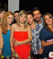 Νύχτες... μαγικές και ονειρεμένες στο Reina Summer Club.