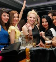 O Dino MFU στο ανοιξιάτικο 'Music Session' του NOA cafe - bar.