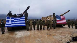 Εντυπωσιακές εικόνες: Αμερικανικά Abram και Bradley στην Θράκη (φωτογραφίες)