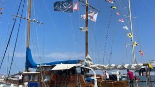 Απέπλευσε από το λιμάνι της Σαμοθράκης το ιστιοφόρο με τα αυθεντικά κειμήλια του 1821