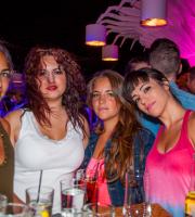 H απόλυτη καλοκαιρινή απόδραση έχει όνομα: Yacht Club.
