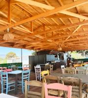 Oasis – Coffee, Food & More Παραλία Δικέλλων | Καλοκαίρι όπως το ονειρεύεσαι!