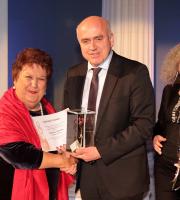 Δήμητρα Τσανάκα – Δήμαρχος Καβάλας, Ιατρός, πρώην Πρόεδρος του Ιατρικού Συλλόγου Καβάλας και πρώτη γυναίκα Πρόεδρος Ιατρικού Συλλόγου πανελληνίως