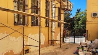 Ξεκίνησαν οι εργασίες συντήρησης στο ιστορικό κτίριο του 3ου Δημοτικού Σχολείου Αλεξανδρούπολης