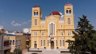 Αλεξανδρούπολη: Νυχτερινή λιτανεία του Τιμίου Σταυρού στους δρόμους της πόλης