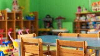 Παιδαγωγός στην Αλεξανδρούπολη έκλεινε παιδιά στην αποθήκη του παιδικού σταθμού