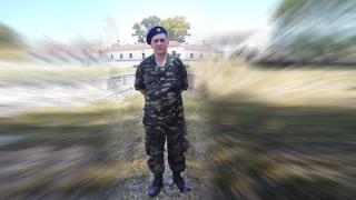 Δολοφονία ο θάνατος οπλίτη στην Ορεστιάδα - Τι ψάχνουν οι γονείς του