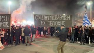 Με μαύρες σημαίες βγήκαν στους δρόμους οι κάτοικοι του Έβρου (video) 