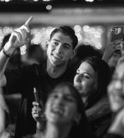 Το ΝΟΑ «βούλιαξε» από κόσμο για τον Stan!