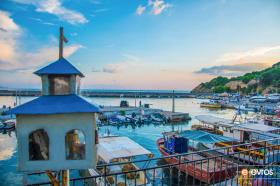 The port of Makri