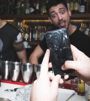 Ανεπανάληπτος ο dj Pistol στο Mixtape της Παρασκευής στο N.O.A Cafe -Bar