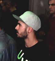Το εκωφαντικό Bad Bull party της Παρασκευής στο Price Suite club