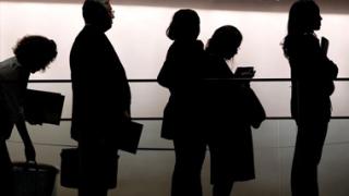 Πρώτη και πάλι στην ανεργία η  περιφέρεια ΑΜ-Θ.