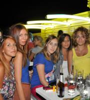 Πραγματική εμπειρία μια νύχτα στο Yacht club, στο λιμάνι.