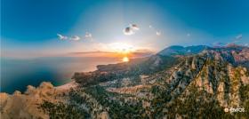 The endless beauty of Pachia Ammos in Samothrace