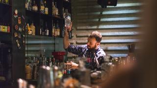 Aλεξανδρουπολίτης bartender σε τελικό πανελλήνιου διαγωνισμού κοκτέιλ