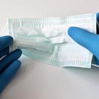 ΣΥΚΝΕ: Καταγγελία για προμήθεια ακατάλληλων μασκών για περιστατικά του Covid-19 στο ΠΓΝΑ
