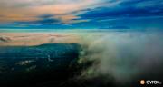 "Ένα "πέπλο" από σύννεφα πάνω από το εκκλησάκι του Άη Γιώργη, στη Μάκρη".