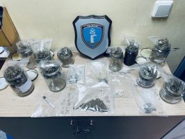 Στα χέρια των λιμενικών 47χρονος με ναρκωτικές ουσίες στη Σαμοθράκη (φωτο)