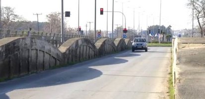 Έκλεισε η παλαιά γέφυρα Μαΐστρου για λόγους ασφαλείας