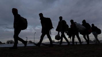Υπουργός Μετανάστευσης & Ασύλου: "Στον Έβρο τα νούμερα είναι κατά 90% χαμηλότερα"