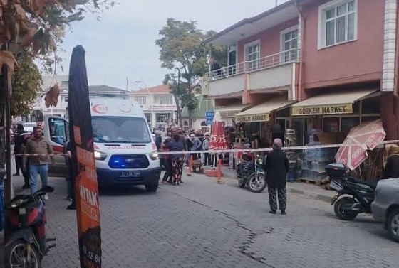 Το σκότωσαν πατέρας και γιος, σε τουρκικό χωριό δίπλα στα ελληνοτουρκικά σύνορα.