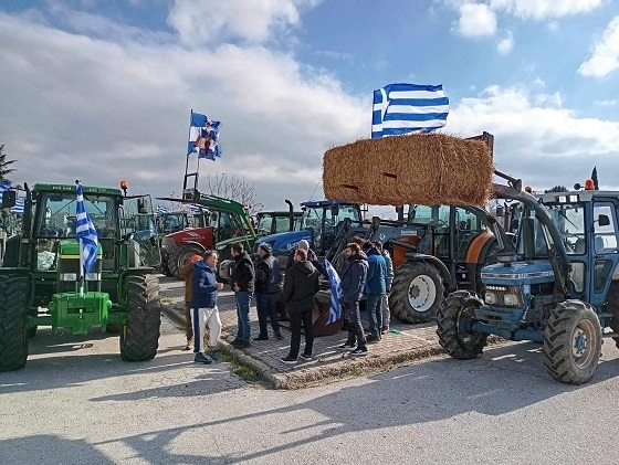 Αγώνας όλης της κοινωνίας είναι οι κινητοποιήσεις τους, λένε οι αγρότες του βορείου Έβρου.
