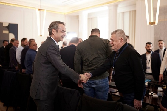 Επιφυλάξεις διατηρούν οι κτηνοτρόφοι, μετά τη συνάντηση με τον Πρωθυπουργό.