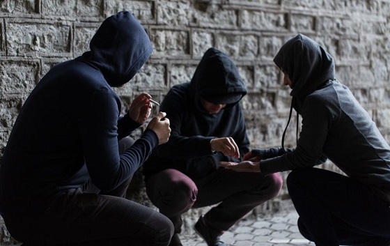 Προβληματίζει η έξαρση της νεανικής παραβατικότητας.