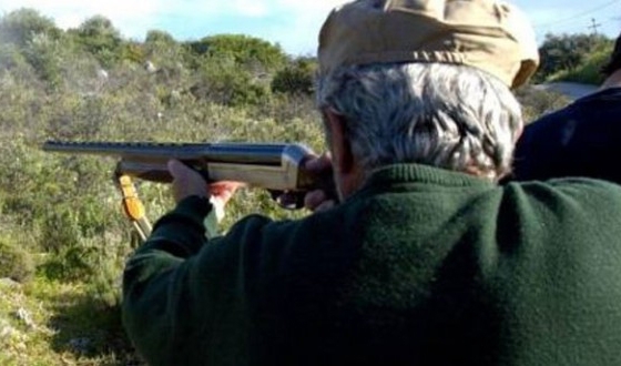 Άμεση ήταν η αντίδραση των Κυνηγετικών Συλλόγων του Ν. Έβρου, οι οποίοι με δήλωσή τους, ζητούν να μην εφαρμοστεί ο νόμος.