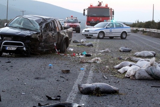 Σχεδόν 400 τα τροχαία ατυχήματα κατά την εορταστική περίοδο