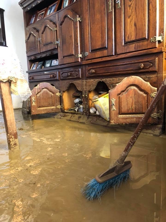 Εικόνα από πλημμυρισμένο σπίτι στο Ισαάκιο