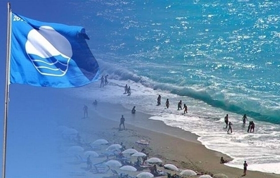 Ανακοινώθηκαν οι "Γαλάζιες Σημαίες" για το 2022 - Μόνο μία η παραλία στον Έβρο