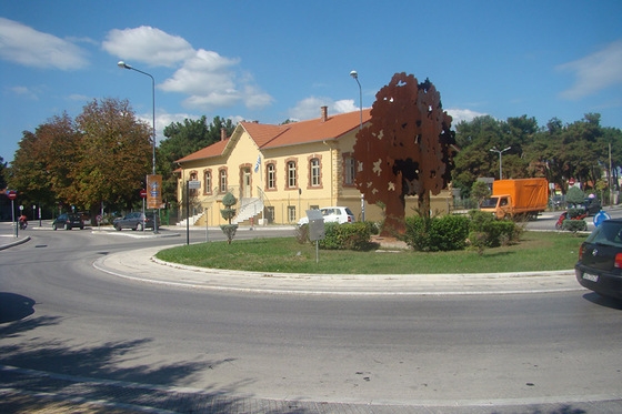 Αλεξανδρούπολη: Αλλάζει η προτεραιότητα κυκλοφορίας των οχημάτων στον κυκλικό κόμβο του παλιού Νοσοκομείου 