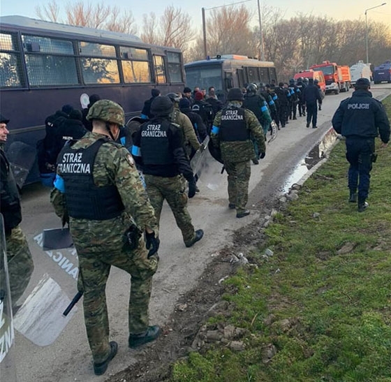 Παραμένει η Frontex στον Έβρο - Ο εκτελεστικός διευθυντής της Frontex μιλά για την επιχείρηση στα σύνορα