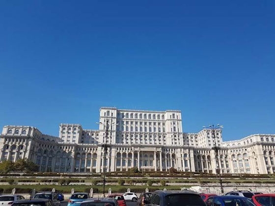 Πραγματοποιήθηκε συνάντηση στο Ρουμανικό Κοινοβούλιο