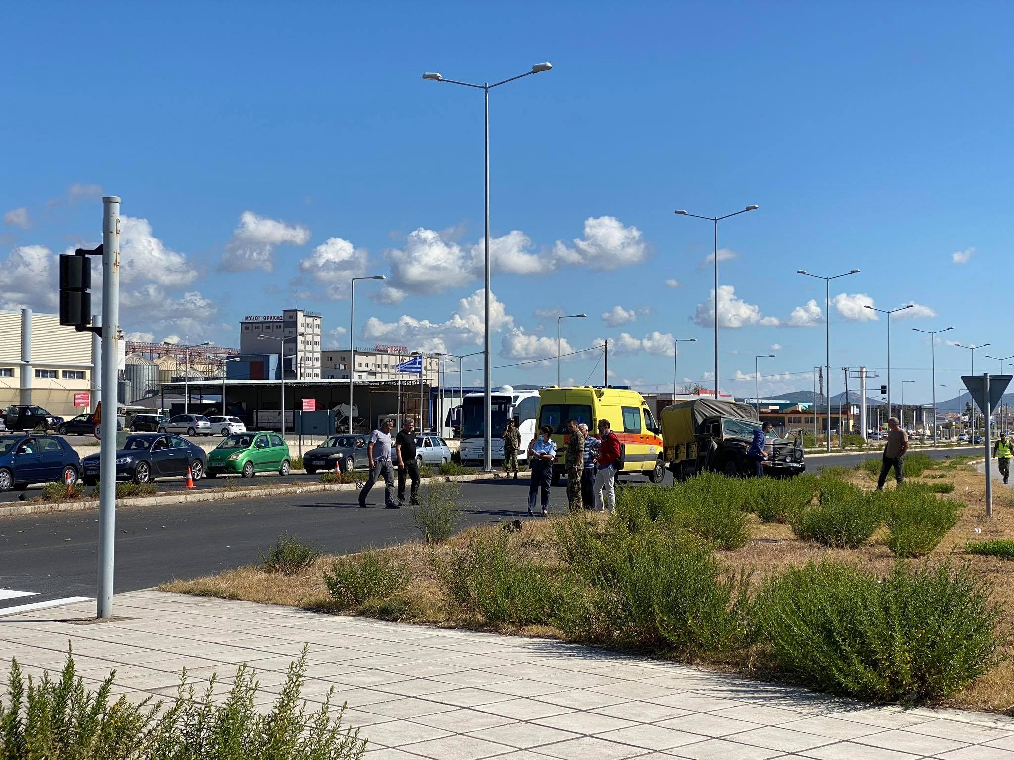 Αναζητούνται αυτόπτες μάρτυρες για το τροχαίο με το στρατιωτικό όχημα στην Αλεξανδρούπολη (video)