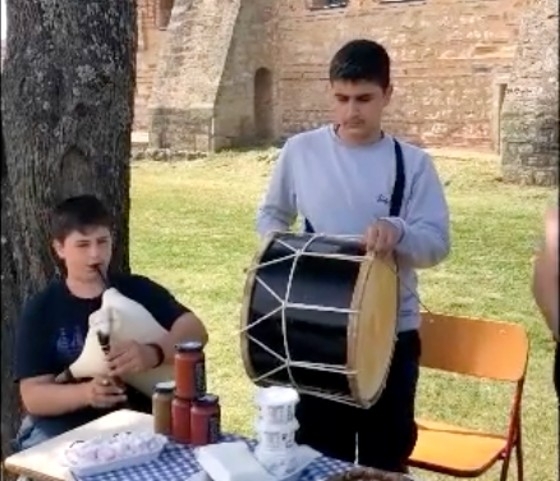 Μαθητές από το Γυμνάσιο Φερών σε ρόλο ξεναγού - Υιοθέτησαν μια πολιτισμική διαδρομή στη γη των Κομνηνών! Μαθητές από το Γυμνάσιο Φερών σε ρόλο ξεναγού - Υιοθέτησαν μια πολιτισμική διαδρομή στη γη των Κομνηνών!