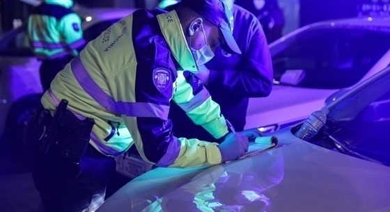 ΑΜΘ: Μαζί με το ποτό στα όρθια ήρθε και το πρόστιμο για ένα μαγαζί εστίασης