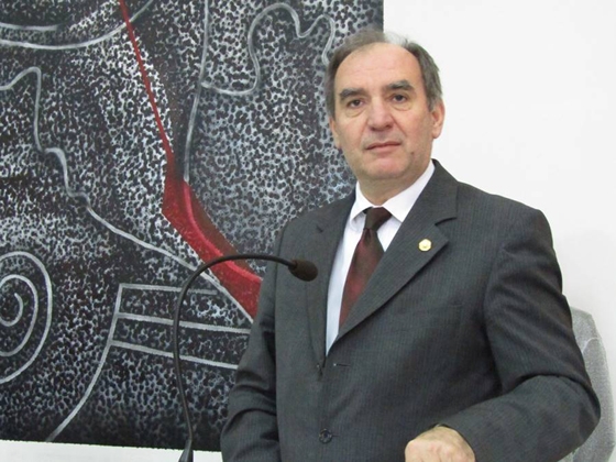 Πρυτανεύων ΔΠΘ: "Ο Πρύτανης Αθ. Καραμπίνης ουδέποτε επανήλθε στα πρυτανικά του καθήκοντα"
