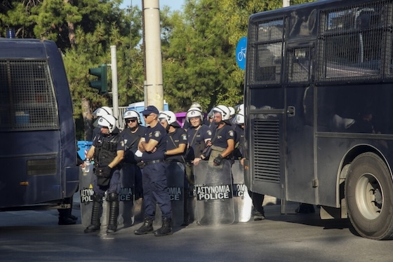 Οι αστυνομικοί ξεκαθαρίζουν πως δεν ζητούν χάρη, αλλά τα αυτονόητα