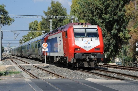 TΡΑΙΝΟΣΕ: Εκπτώσεις στα εισιτήρια για τους ψηφοφόρους.
