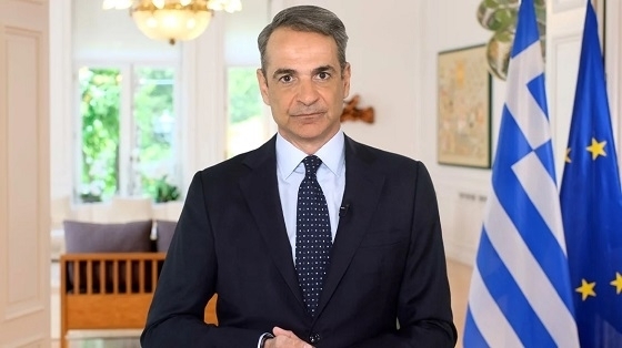 Η κυβέρνηση επιχειρεί να γυρίσει το κλίμα μετά την παρέμβαση της Ευρωπαϊκής Εισαγγελίας.