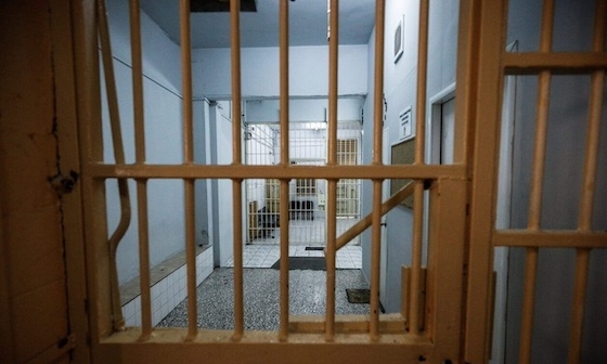 Εισαγγελέας και ανακριτής αποφάσισαν την προφυλάκισή του έως ότου οριστεί δικάσιμος για την υπόθεση.