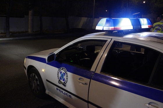 Αναζητούνται κι άλλοι δράστες που εμπλέκονται στην υπόθεση.