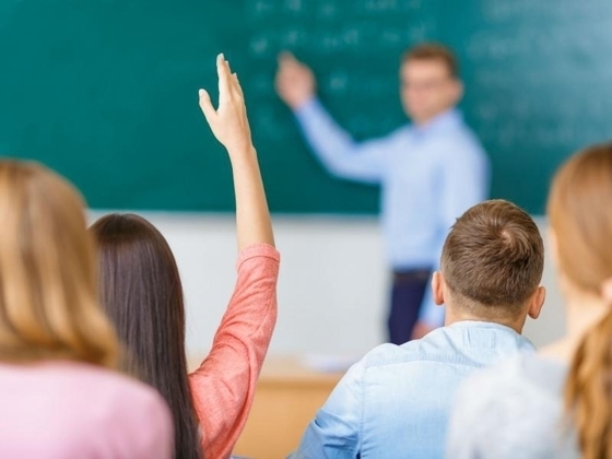 Προτεραιότητα θα δοθεί σε όσους εθελοντές εκπαιδευτές διαθέτουν Βεβαίωση παρακολούθησης προγράμματος «Εκπαίδευσης Εκπαιδευτών Ενηλίκων». Προτεραιότητα θα δοθεί σε όσους εθελοντές εκπαιδευτές διαθέτουν Βεβαίωση παρακολούθησης προγράμματος «Εκπαίδευσης Εκπαιδευτών Ενηλίκων».