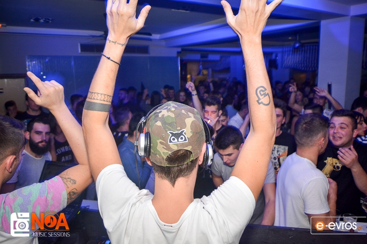 N.O.A. Music Session με τον ανεπανάληπτο Junior Pappa.